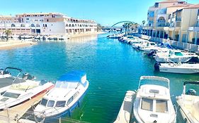 Magnifique Appart Marina proche plage avec parking